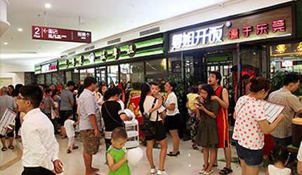 叠彩引领粤菜新风潮，打造最地道最受欢迎的大众